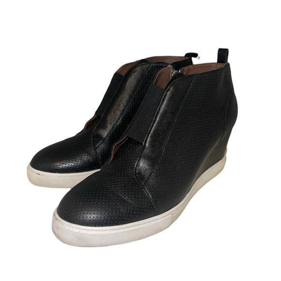 Paolo Shoes Linea Paolo Felicia Wedge Sneaker In Black